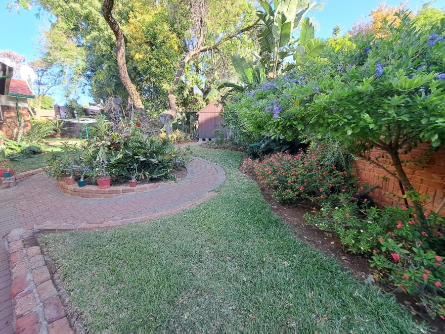 3 Bedroom Property for Sale in Safari Gardens North West